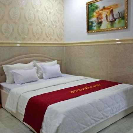 Duc Long Hotel Thành Pho Ho Chí Minh Esterno foto
