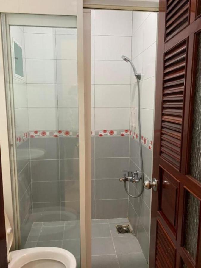 Duc Long Hotel Thành Pho Ho Chí Minh Esterno foto